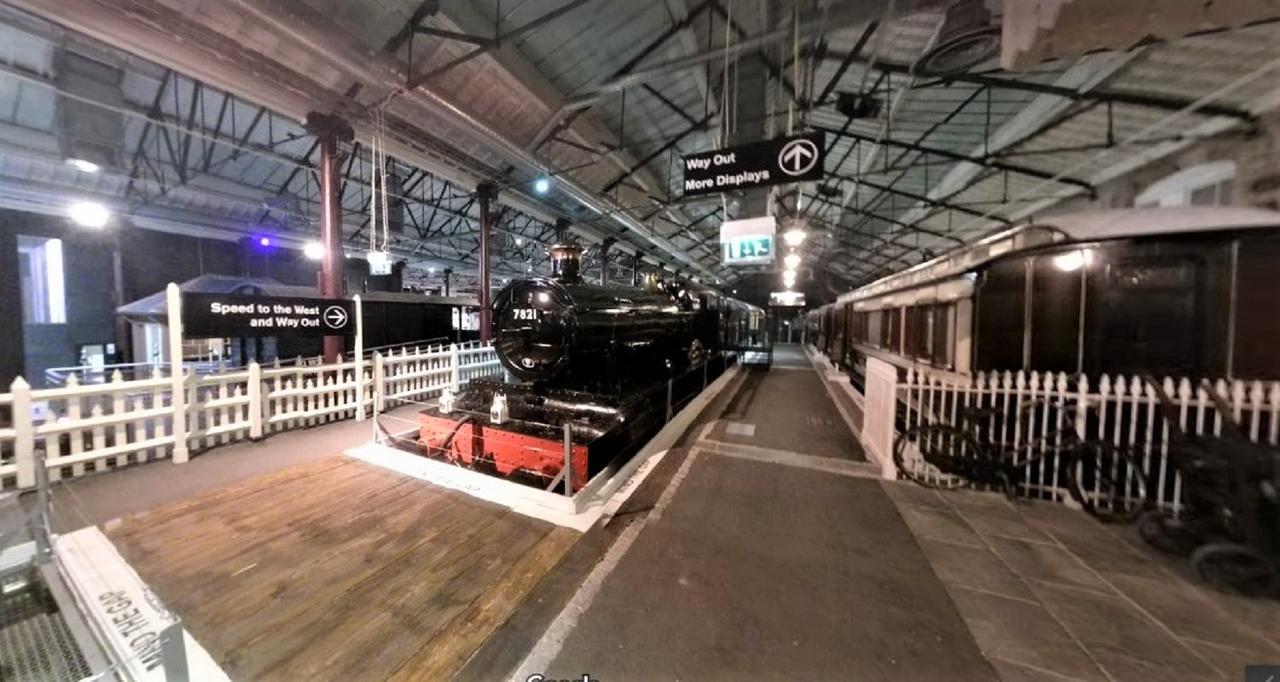 Swindon Home From Home 2 - Entercloud9Sa المظهر الخارجي الصورة